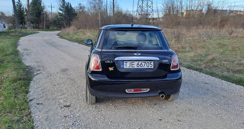 MINI ONE cena 28000 przebieg: 80500, rok produkcji 2013 z Sędziszów małe 562